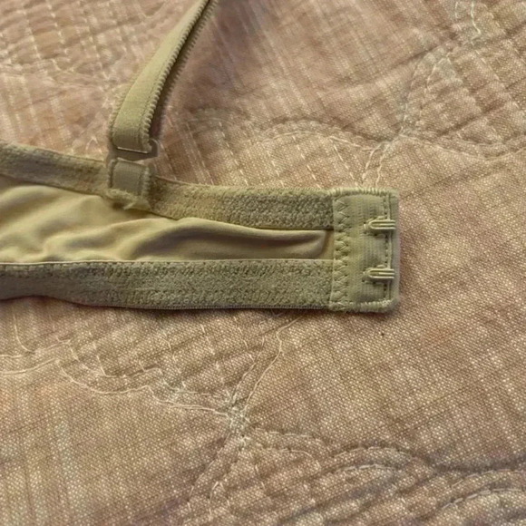 Pink Victoria Secret Push Up Bra Size 36C - Picture 3 of 4